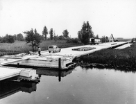 847574 Gezicht op de aanleg van de nieuwe brug in het tracé van de T27, de tertiaire provinciale weg Kamerik-Breukelen, ...